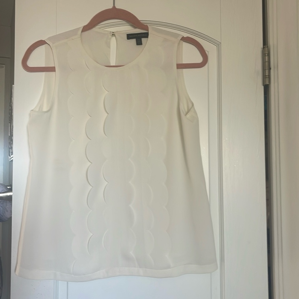 Banana republic sleeveless tank